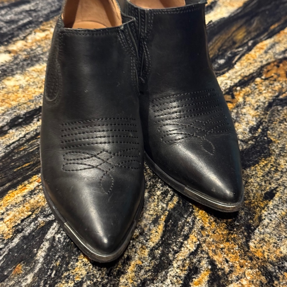 Frye Leather Slip on Boot Women